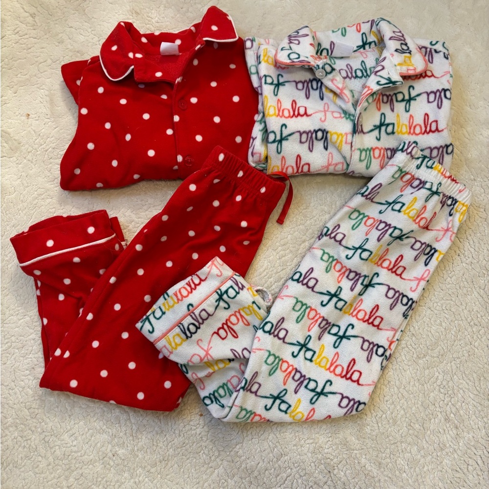 GAP Red White Polka Dot ans Fa La La La La Kids Holiday Pajama Set Twin Pack 5T